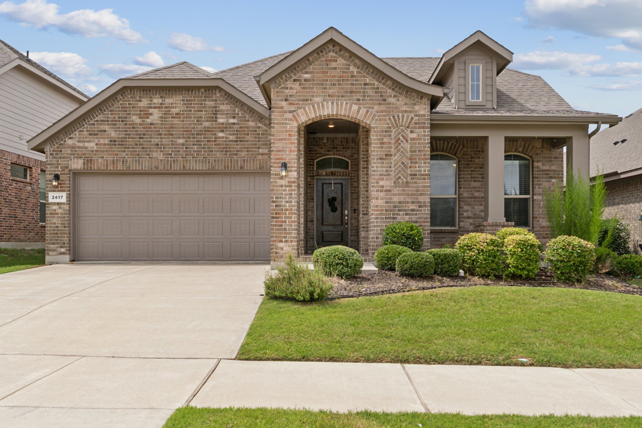 2417 Rooster Lane