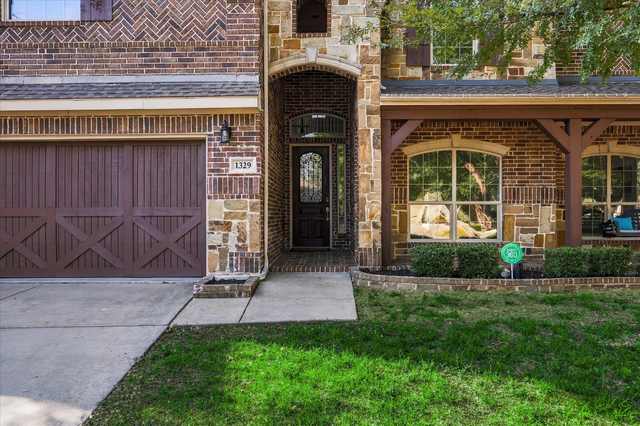 Property thumbnail image